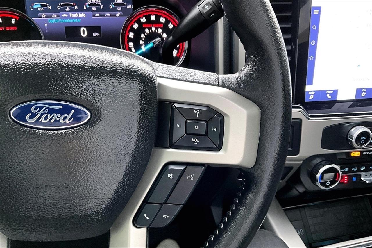 Ford Super Duty F-250 SRW King Ranch 4WD Crew Cab 8' Box 2022