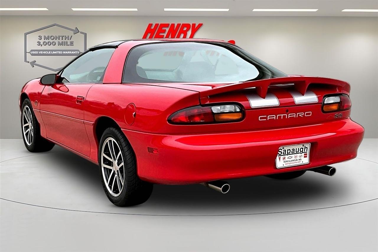 Chevrolet Camaro  2002