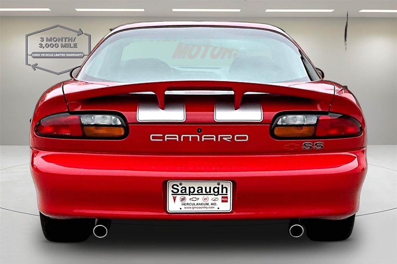 Chevrolet Camaro  2002