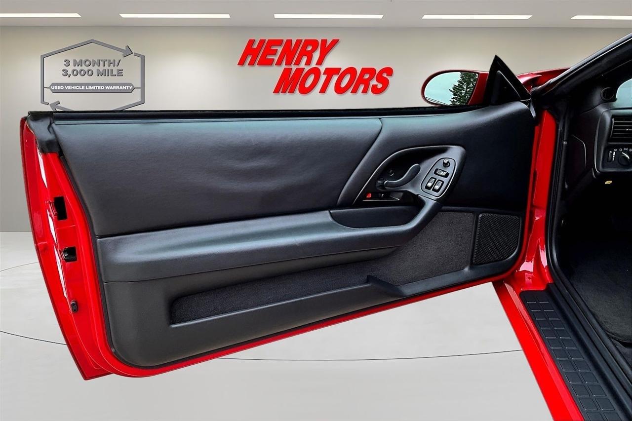 Chevrolet Camaro  2002