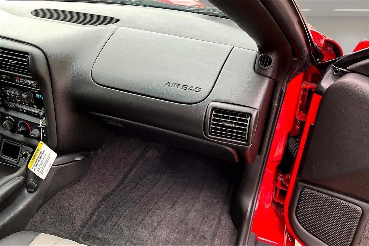 Chevrolet Camaro  2002