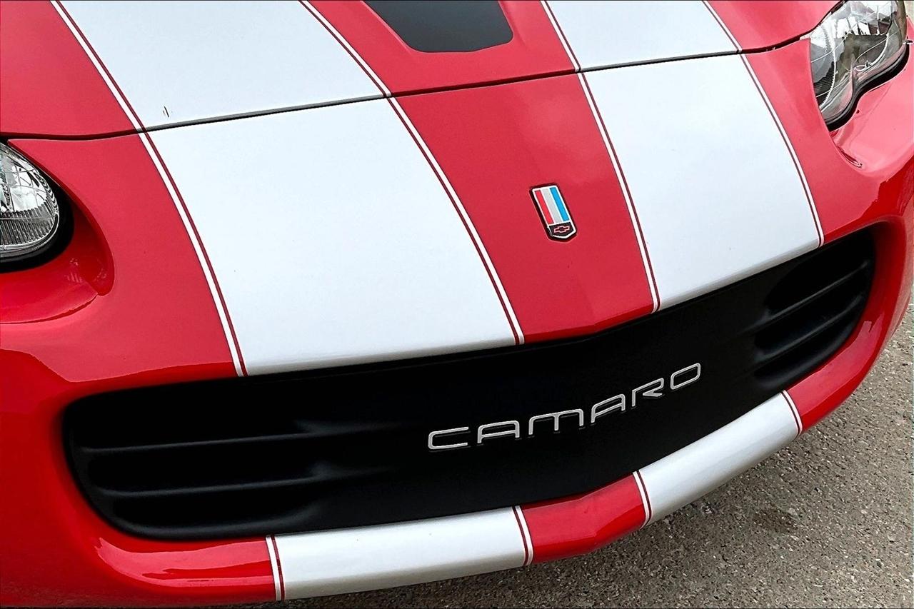 Chevrolet Camaro  2002