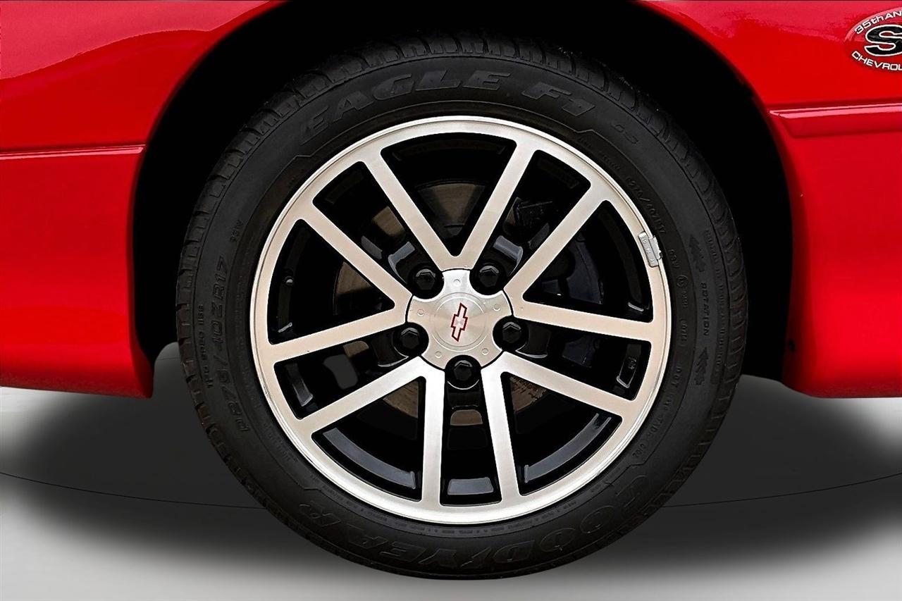 Chevrolet Camaro  2002