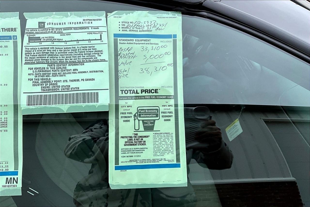 Chevrolet Camaro  2002