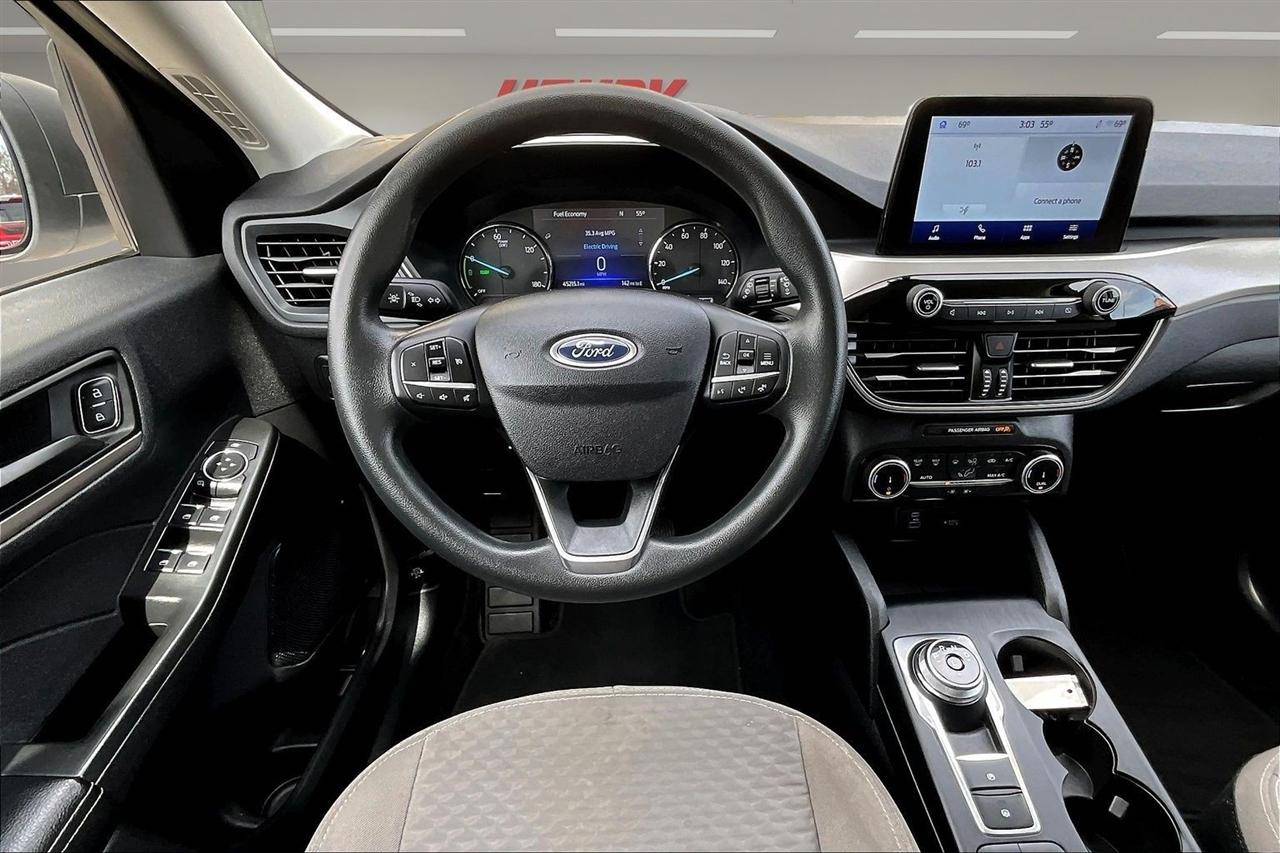 Ford Escape SE Hybrid FWD 2022