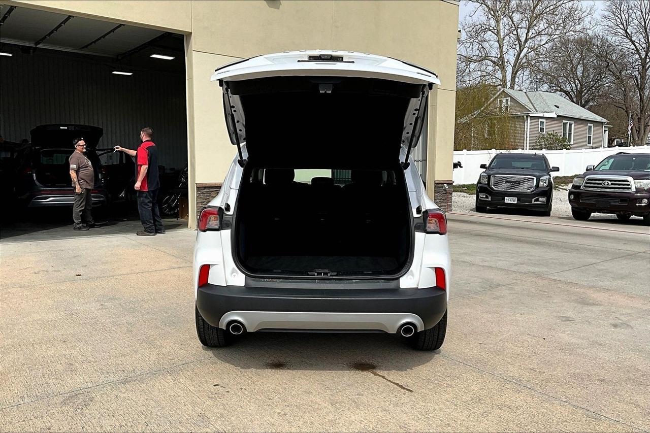 Ford Escape SE Hybrid FWD 2022