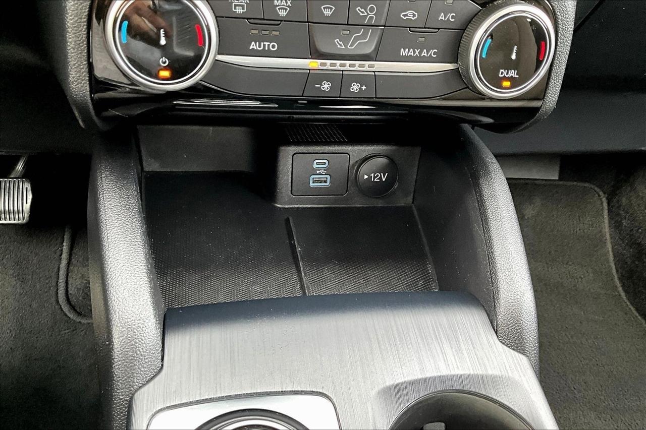 Ford Escape SE Hybrid FWD 2022