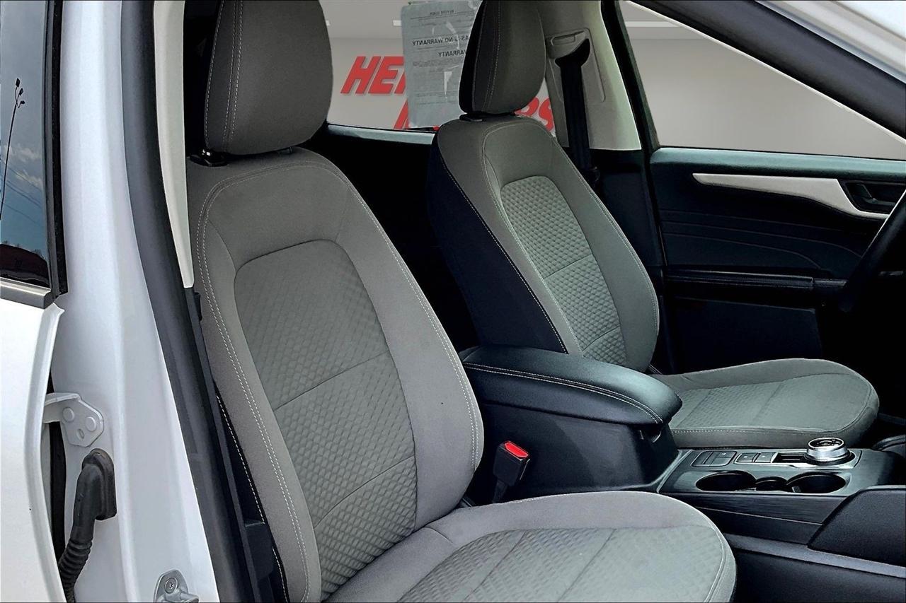 Ford Escape SE Hybrid FWD 2022