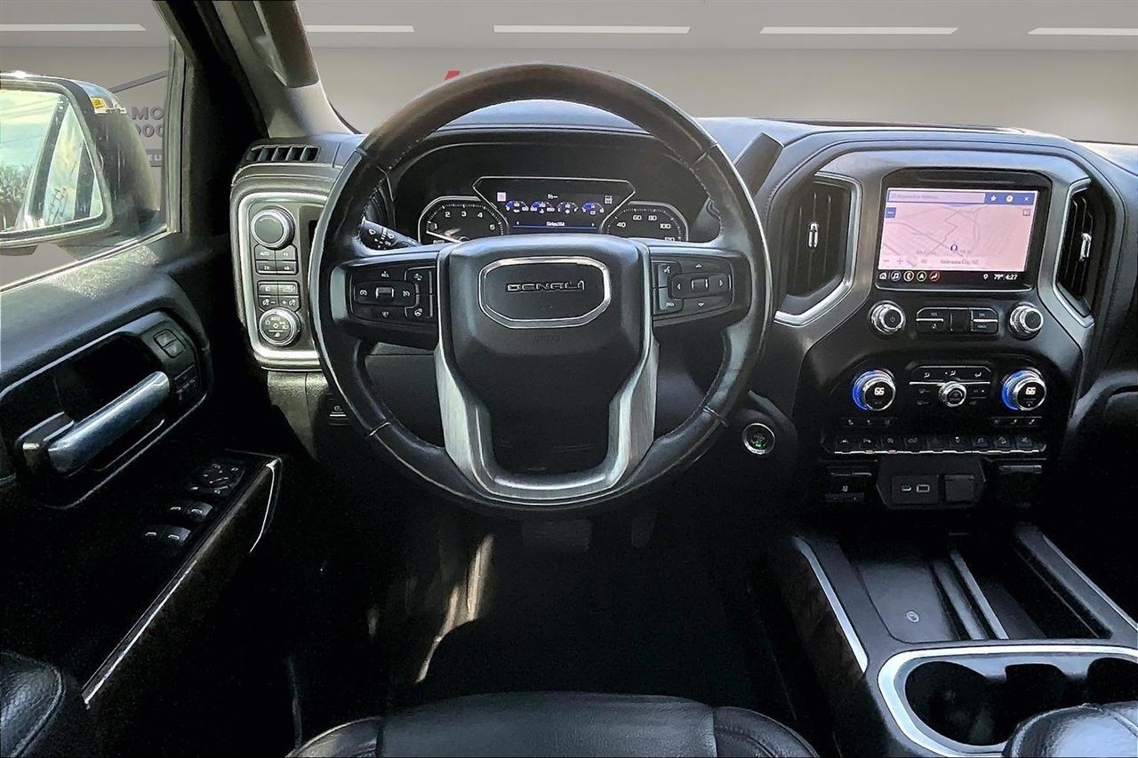 GMC Sierra 1500 4WD Crew Cab 147" Denali 2019
