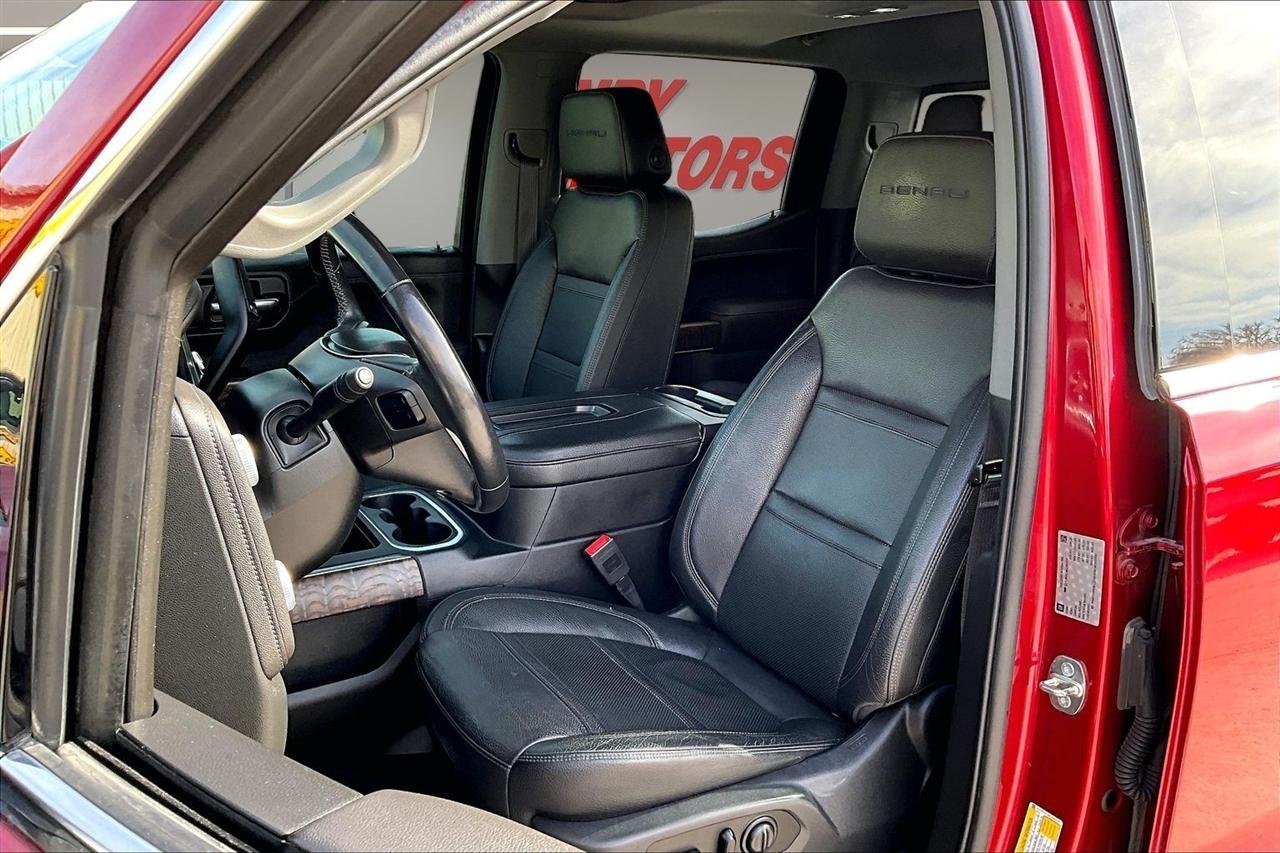 GMC Sierra 1500 4WD Crew Cab 147" Denali 2019