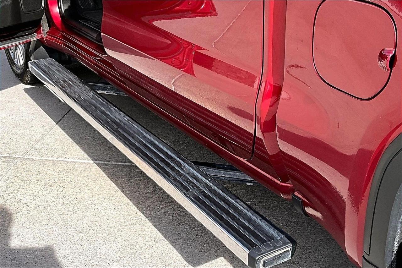 GMC Sierra 1500 4WD Crew Cab 147" Denali 2019