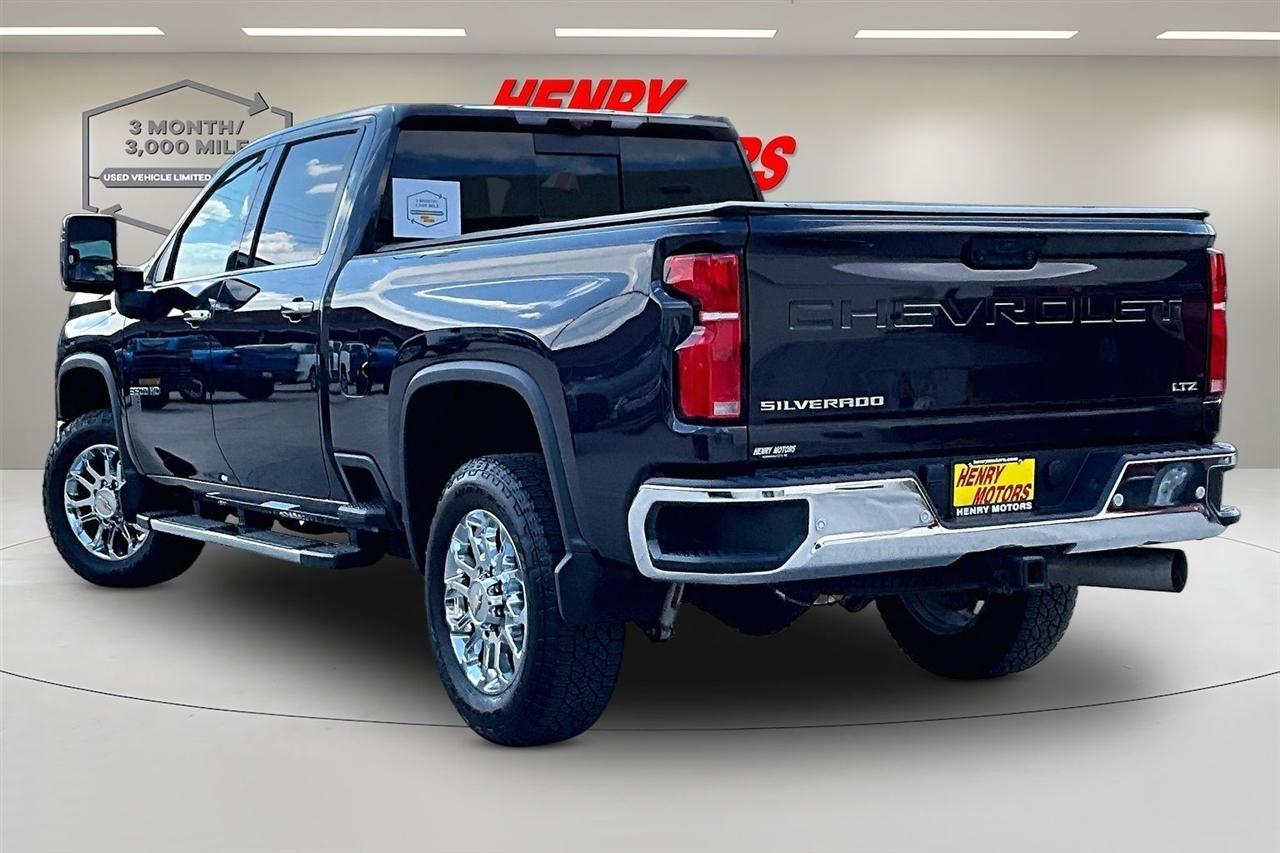Chevrolet Silverado 3500HD 4WD Crew Cab 159" LTZ 2024