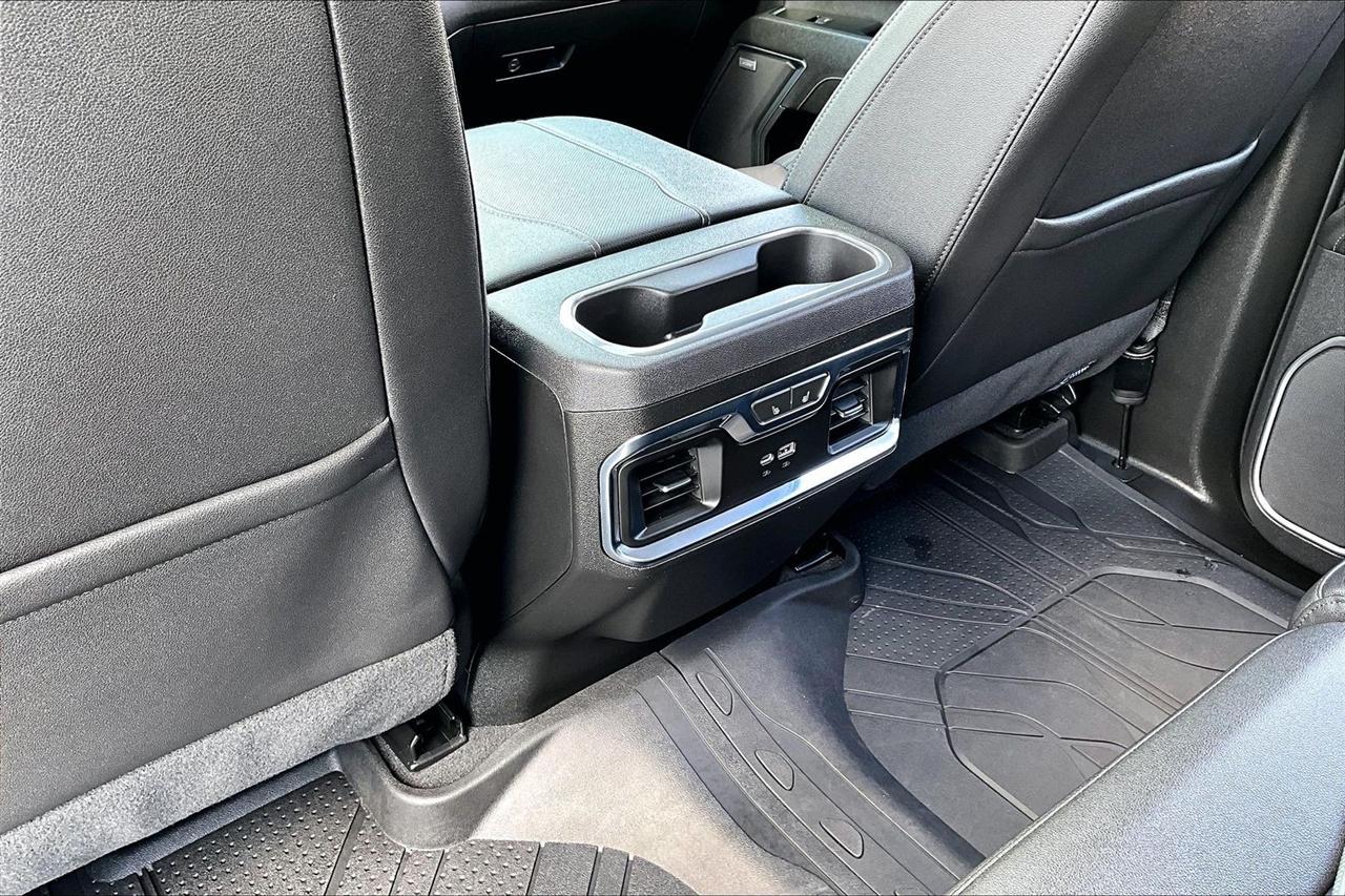 Chevrolet Silverado 3500HD 4WD Crew Cab 159" LTZ 2024