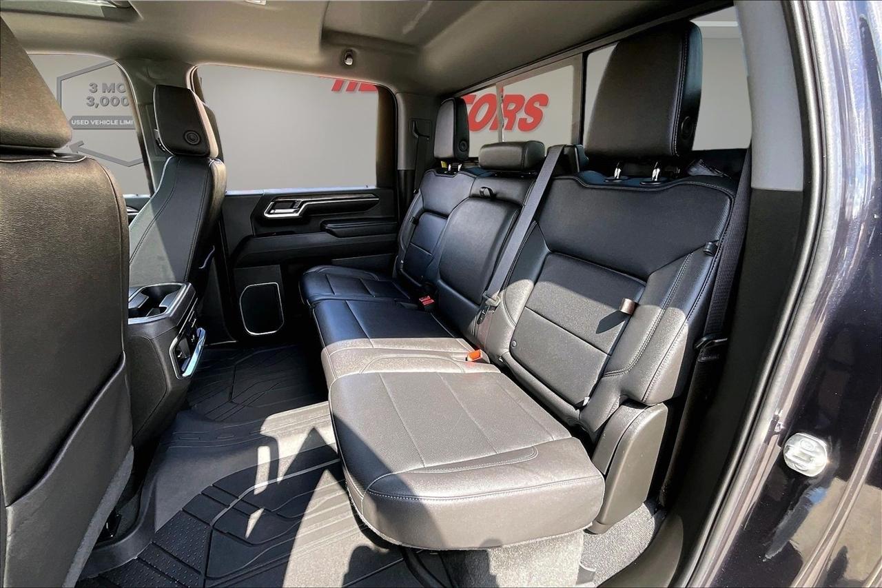 Chevrolet Silverado 3500HD 4WD Crew Cab 159" LTZ 2024