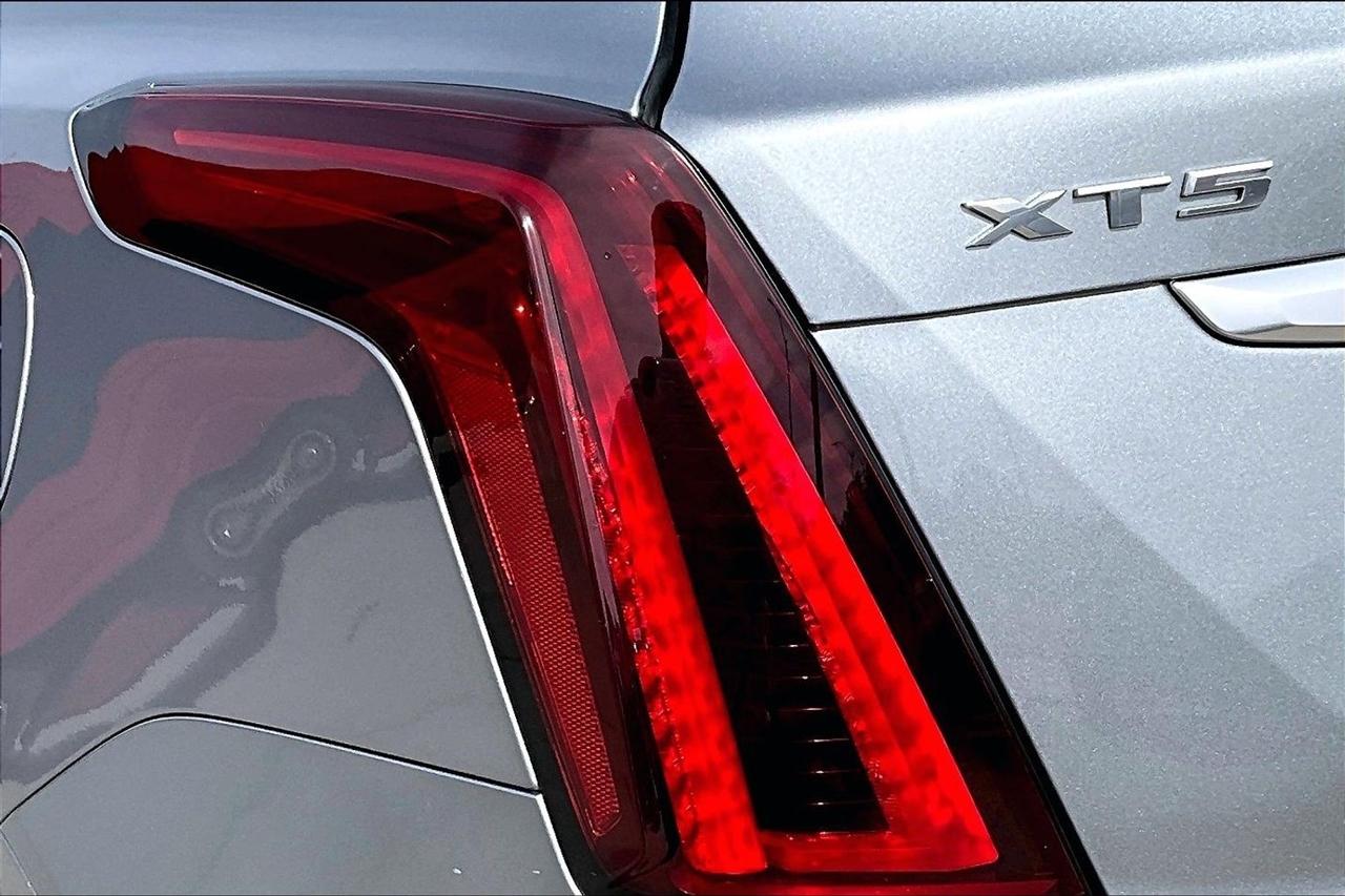 Cadillac XT5 AWD 4dr Premium Luxury 2024