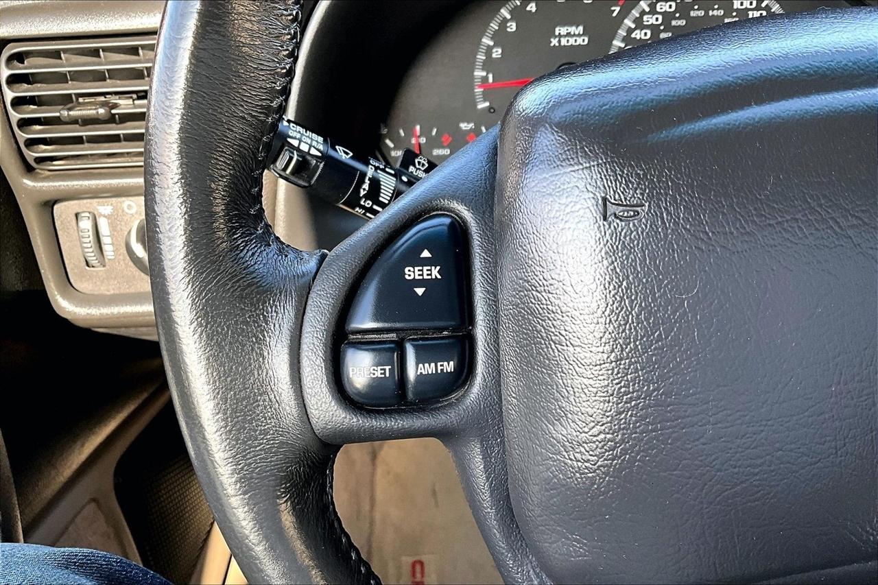 Chevrolet Camaro 2dr Convertible Z28 2001