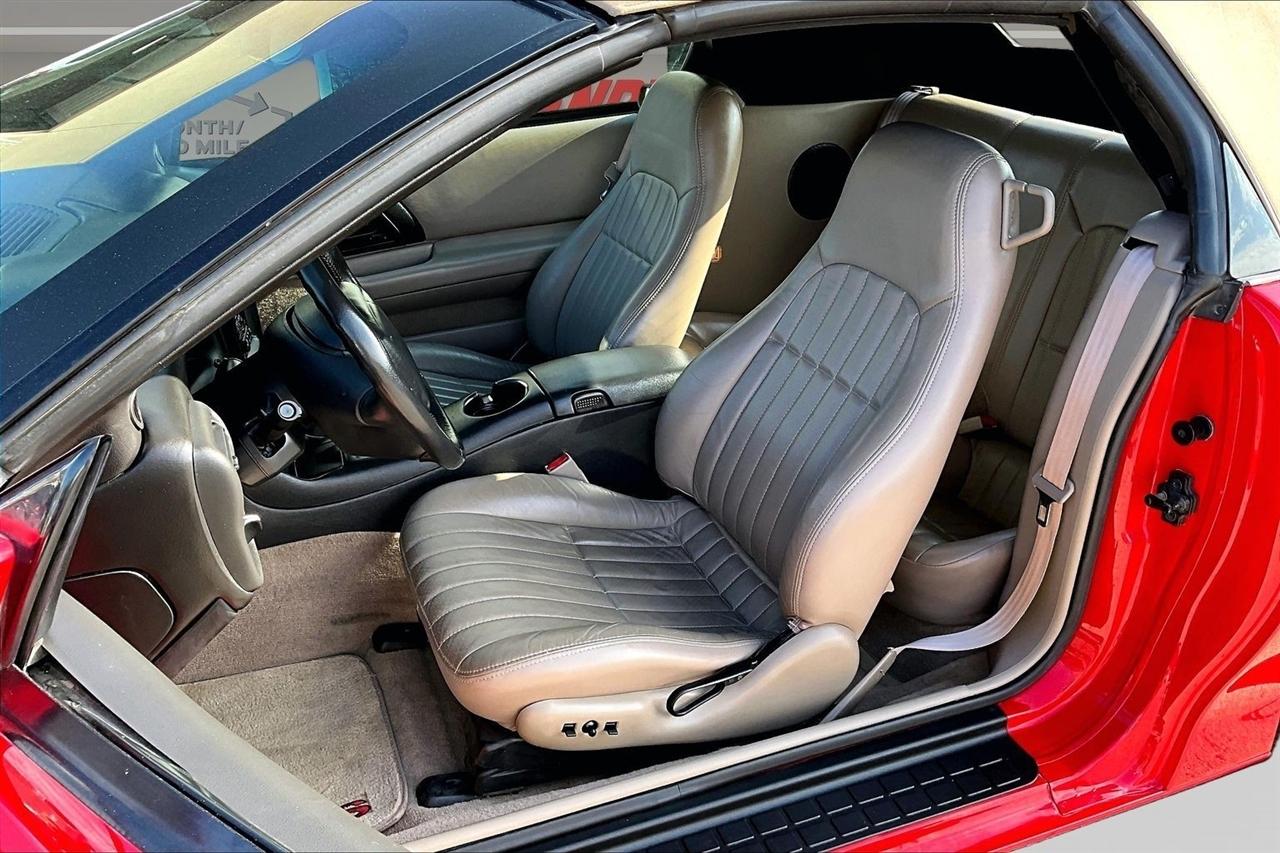 Chevrolet Camaro 2dr Convertible Z28 2001