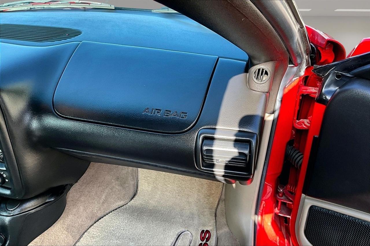 Chevrolet Camaro 2dr Convertible Z28 2001