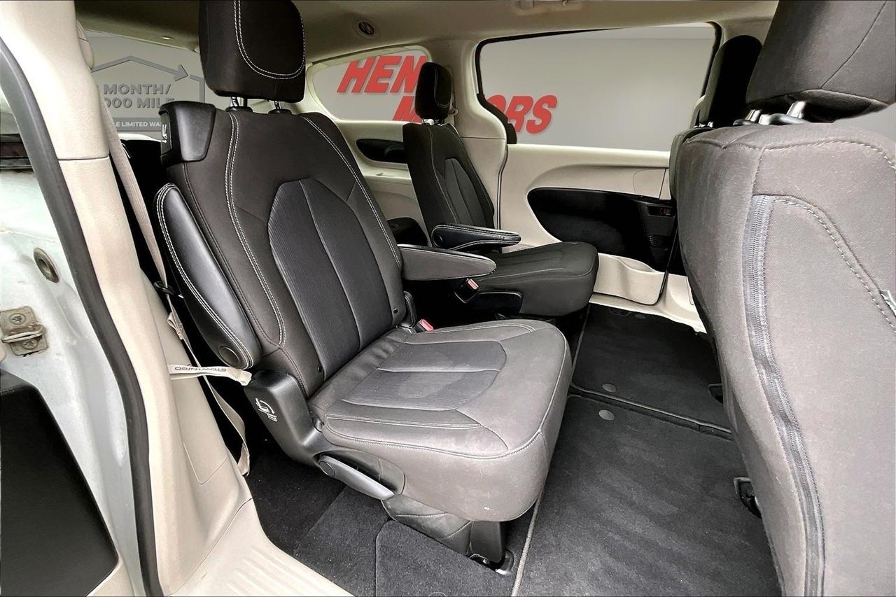 Chrysler Voyager LX FWD 2023