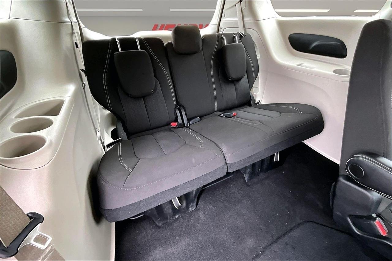 Chrysler Voyager LX FWD 2023