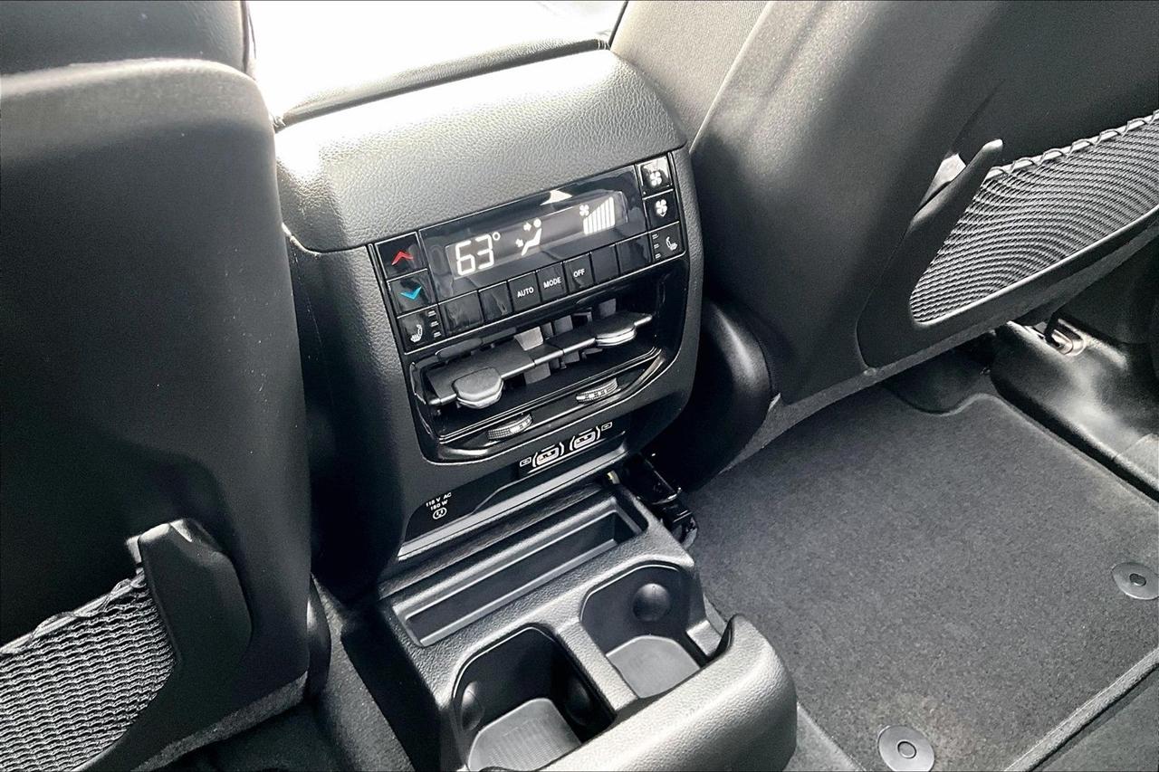 Jeep Grand Cherokee L Limited 4x4 2025