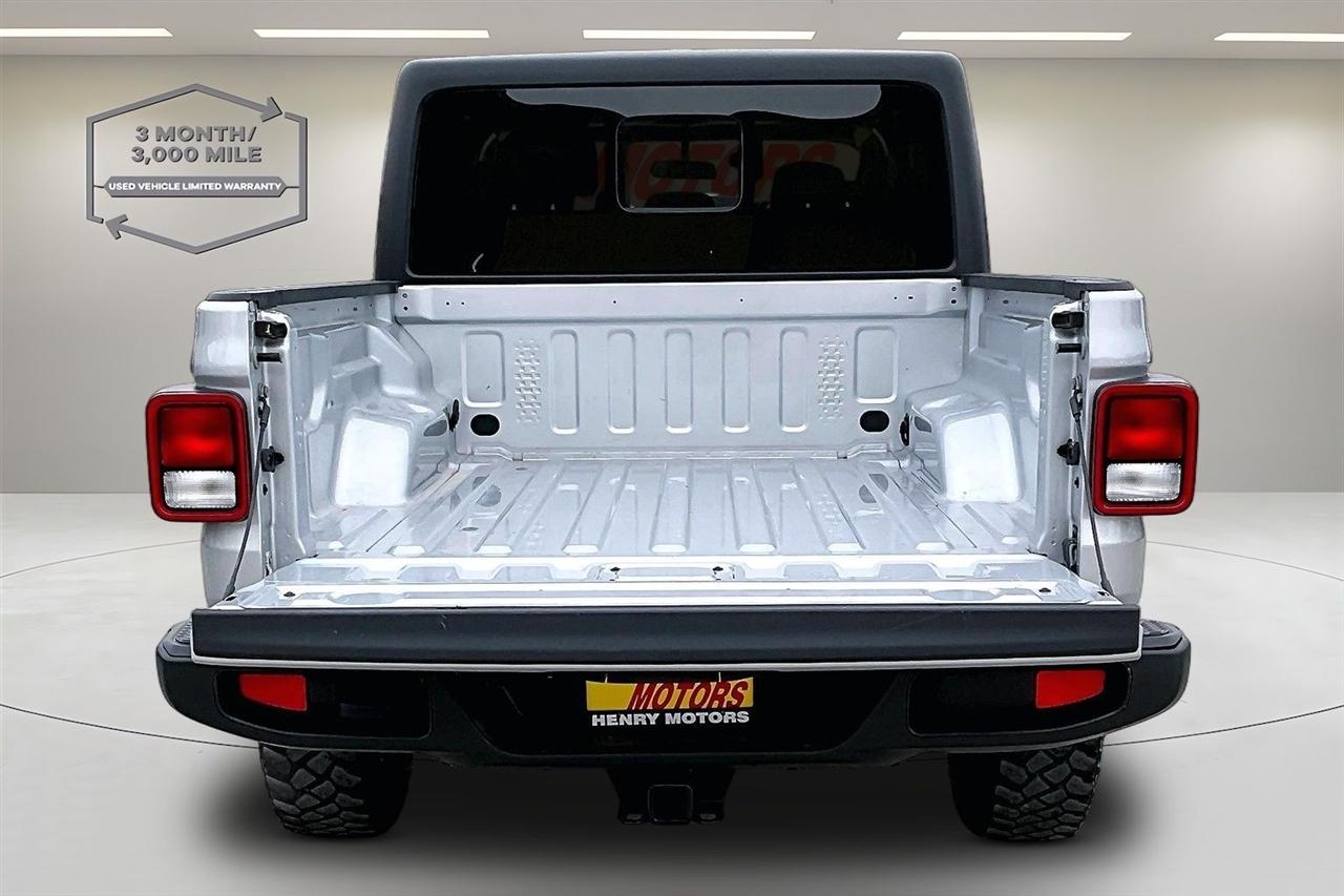 Jeep Gladiator Willys 4x4 2022