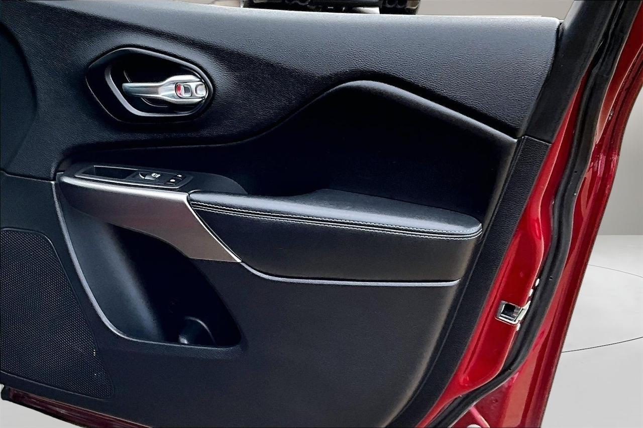 Jeep Cherokee Latitude Plus 4x4 2020