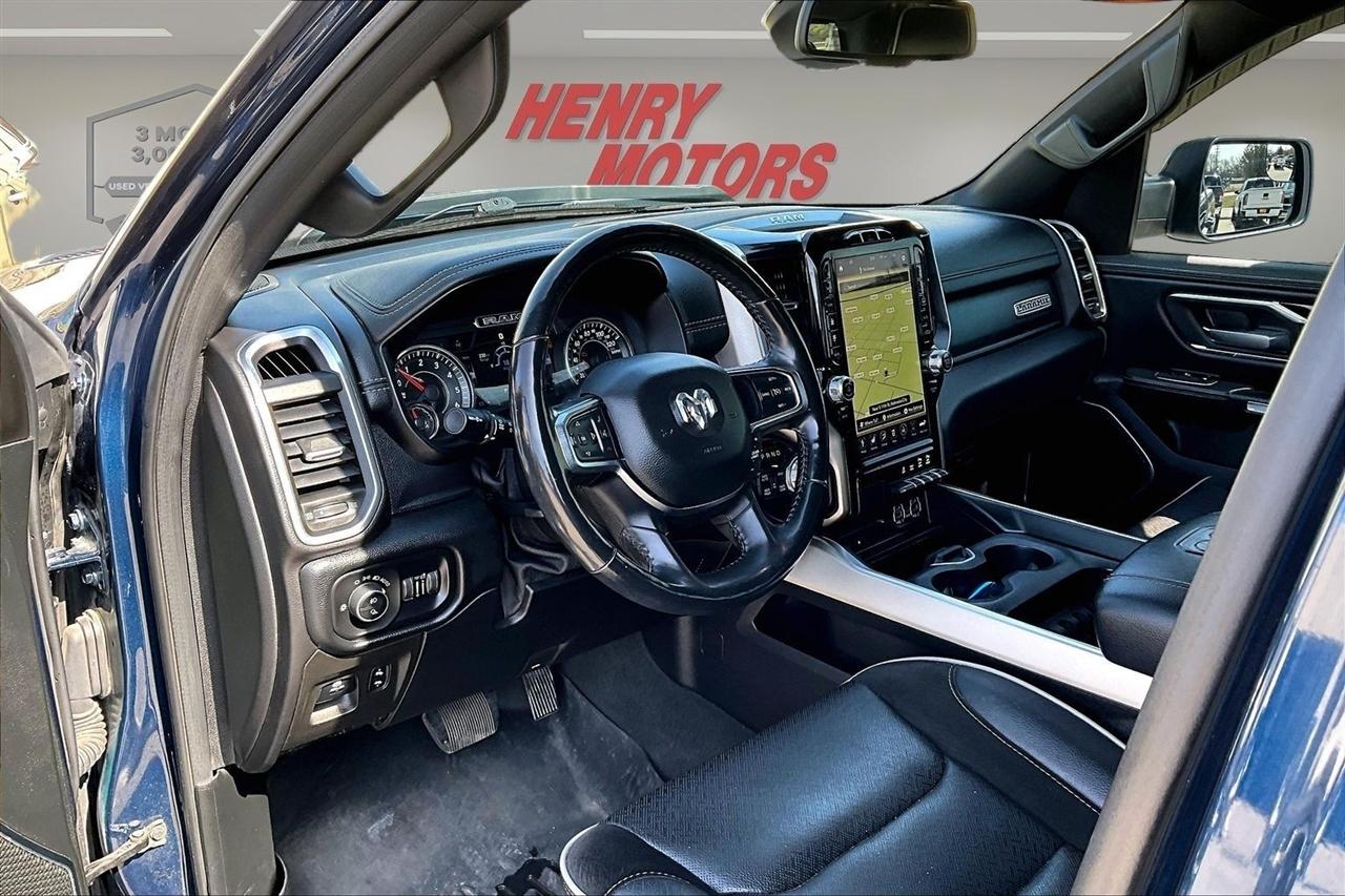 RAM 1500 Laramie 4x4 Crew Cab 6'4" Box 2019