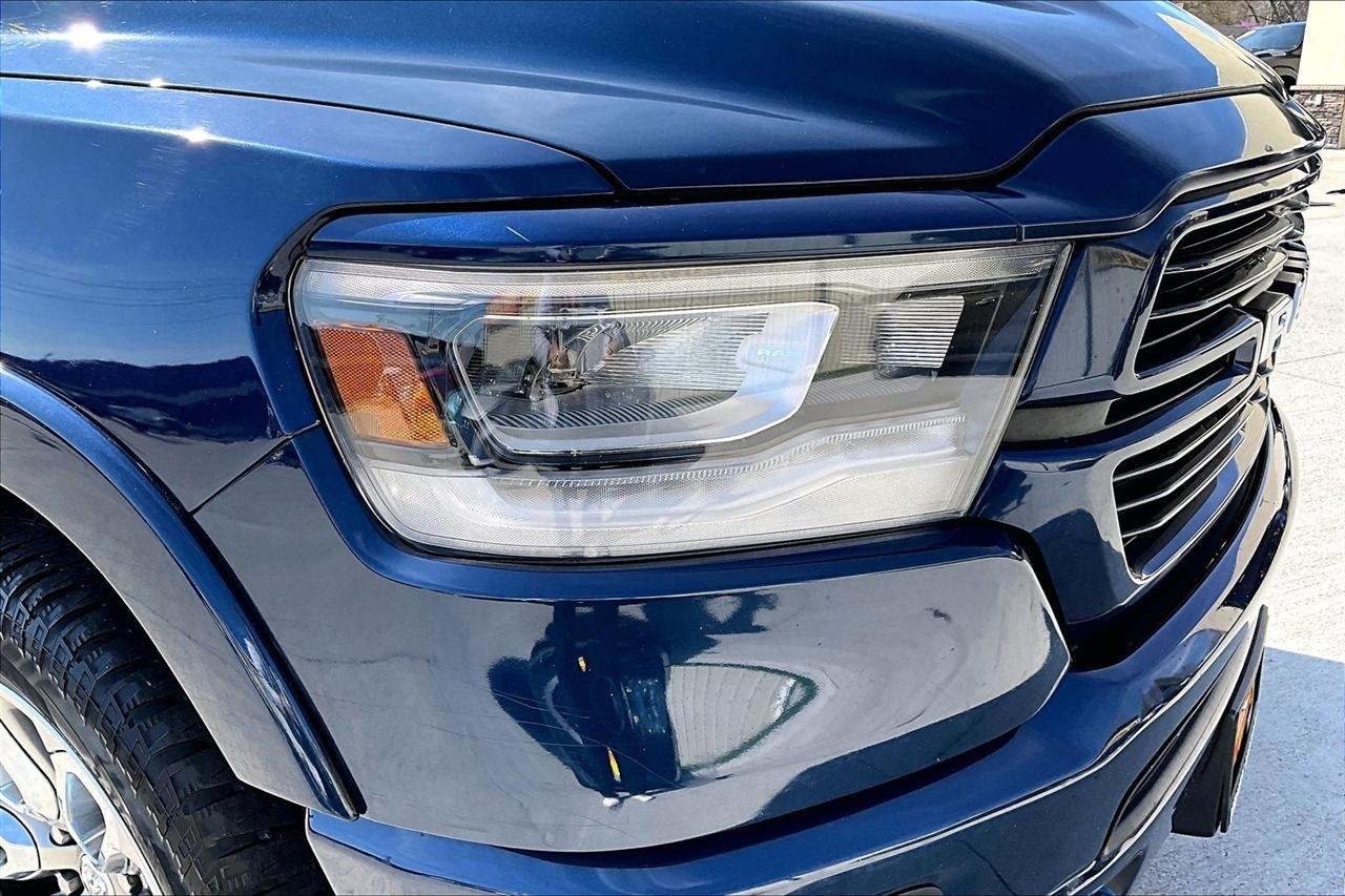 RAM 1500 Laramie 4x4 Crew Cab 6'4" Box 2019