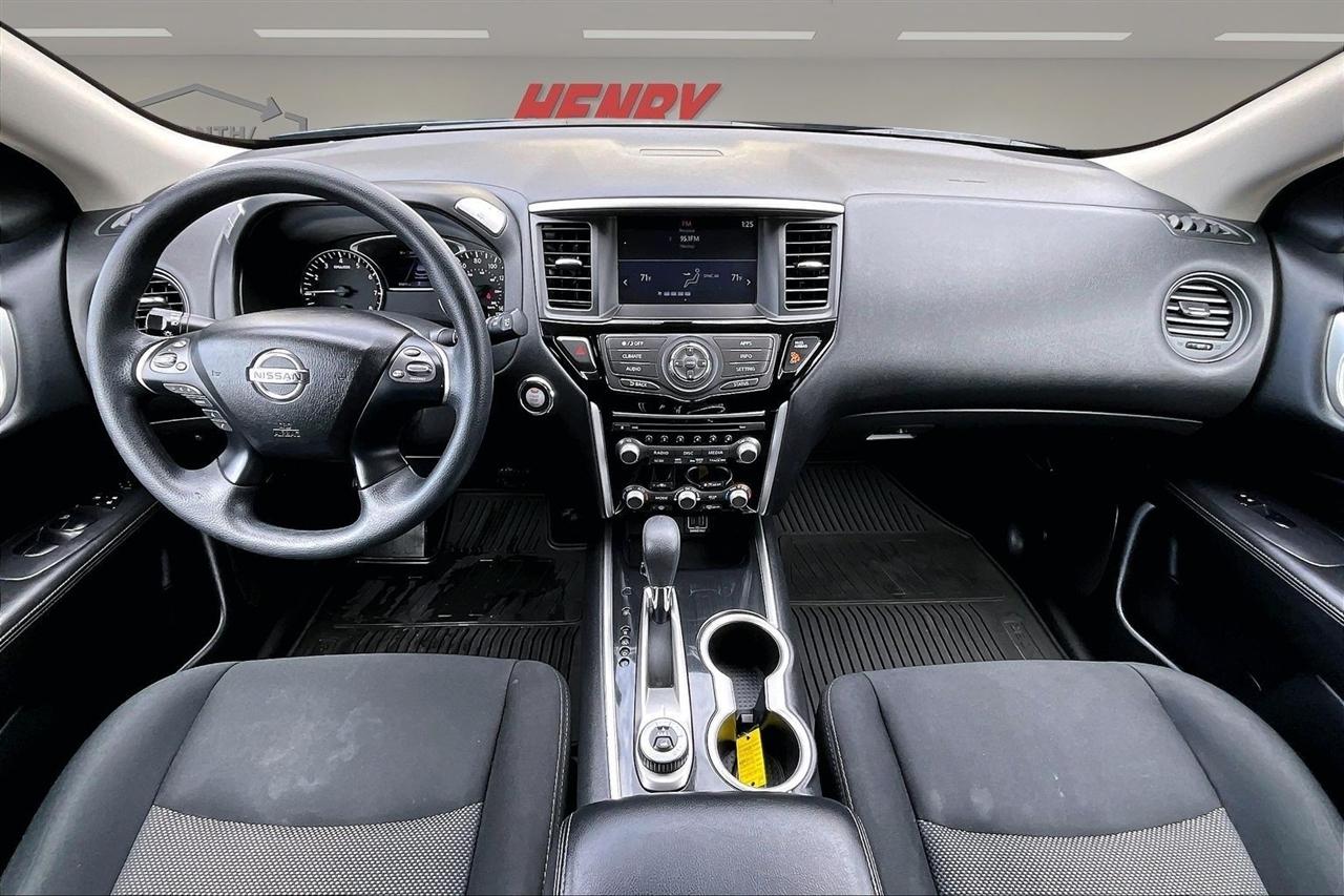 Nissan Pathfinder 4x4 S 2019