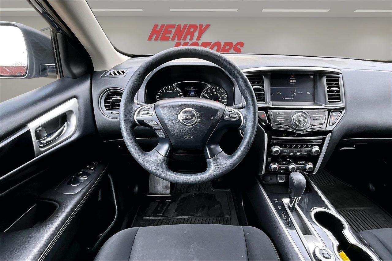 Nissan Pathfinder 4x4 S 2019