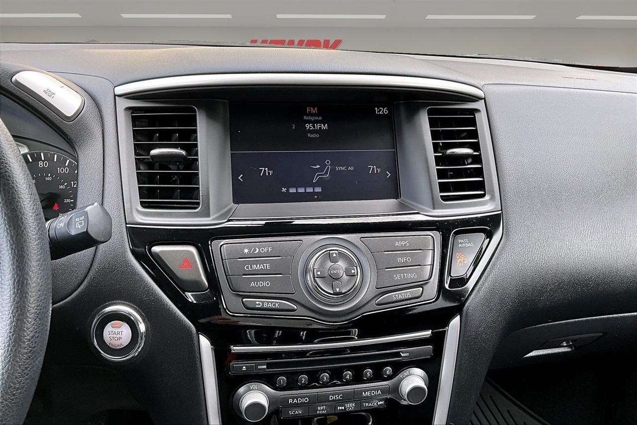 Nissan Pathfinder 4x4 S 2019