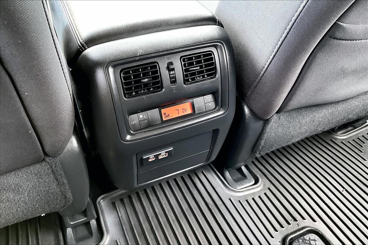 Nissan Pathfinder 4x4 S 2019