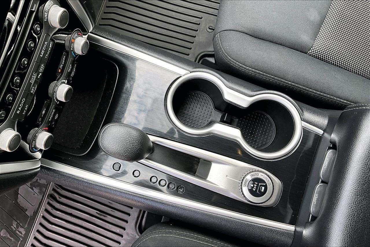 Nissan Pathfinder 4x4 S 2019