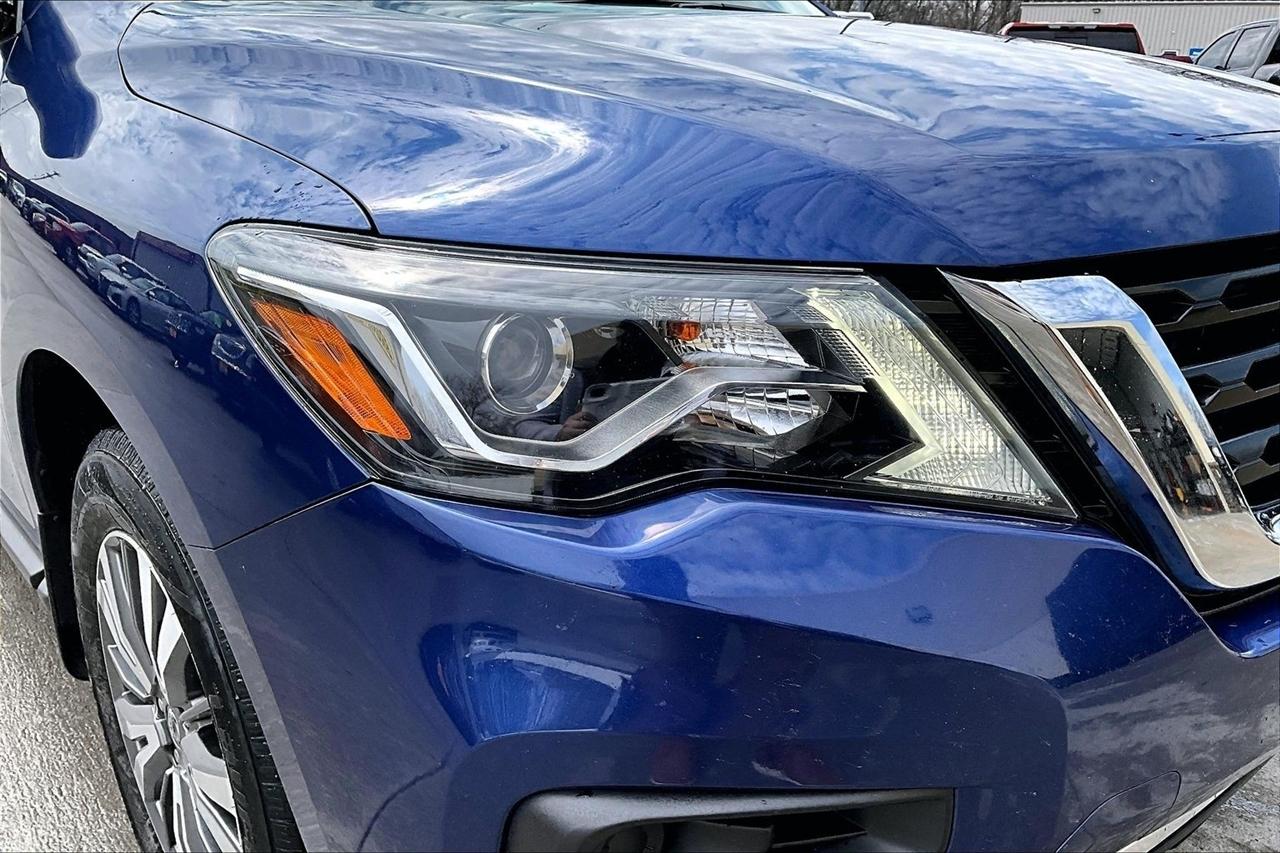 Nissan Pathfinder 4x4 S 2019