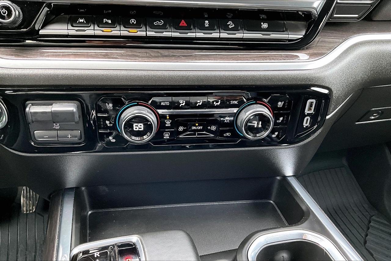 Chevrolet Silverado 1500 4WD Crew Cab 157" LTZ 2024