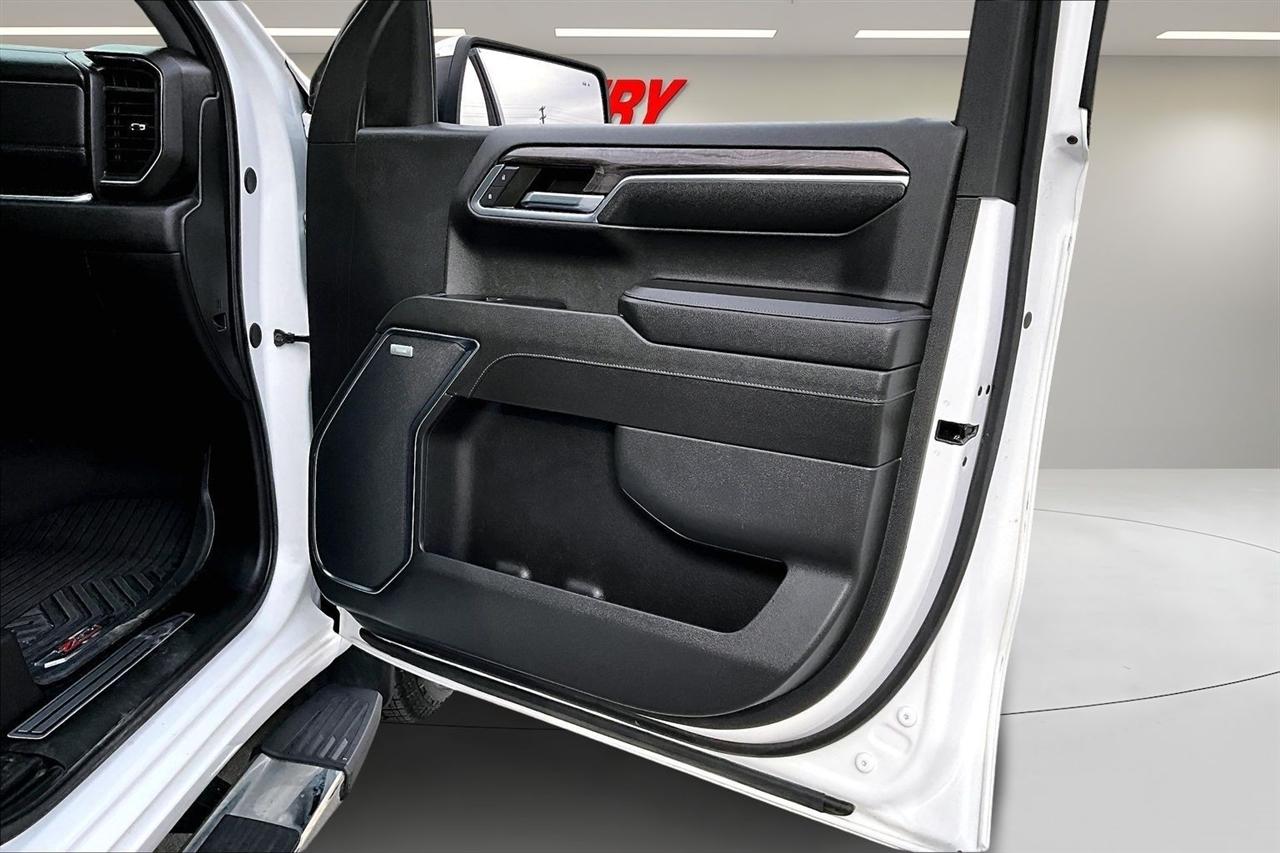 Chevrolet Silverado 1500 4WD Crew Cab 157" LTZ 2024