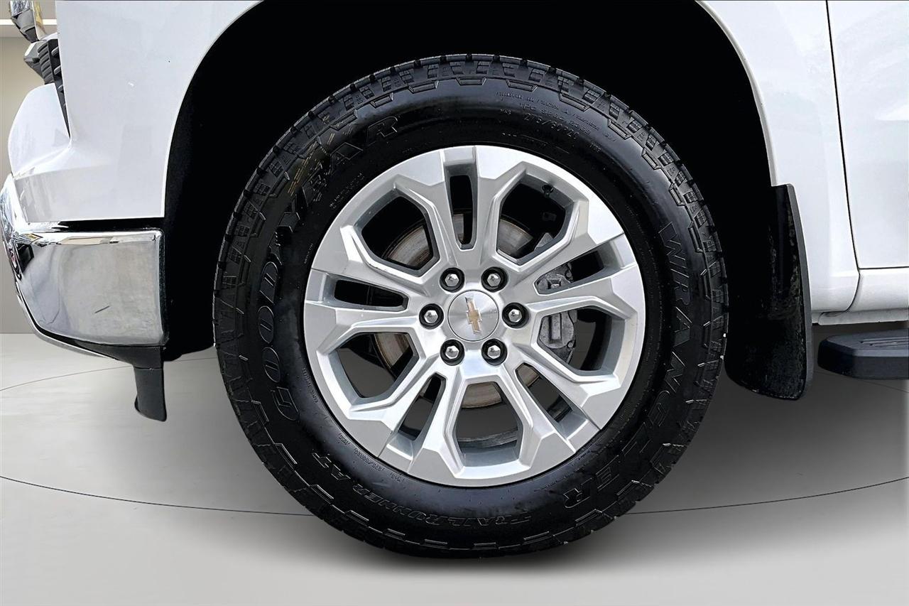 Chevrolet Silverado 1500 4WD Crew Cab 157" LTZ 2024