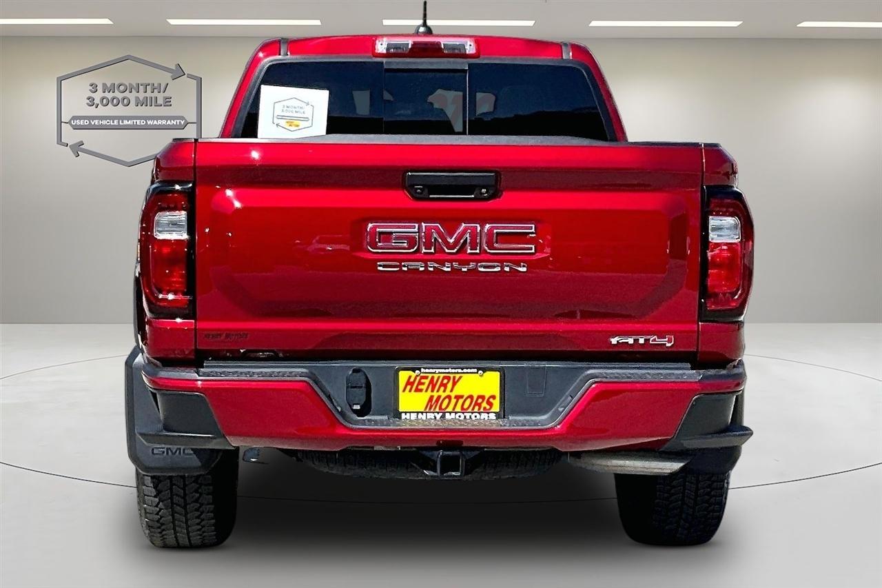GMC Canyon 4WD Crew Cab AT4 2023