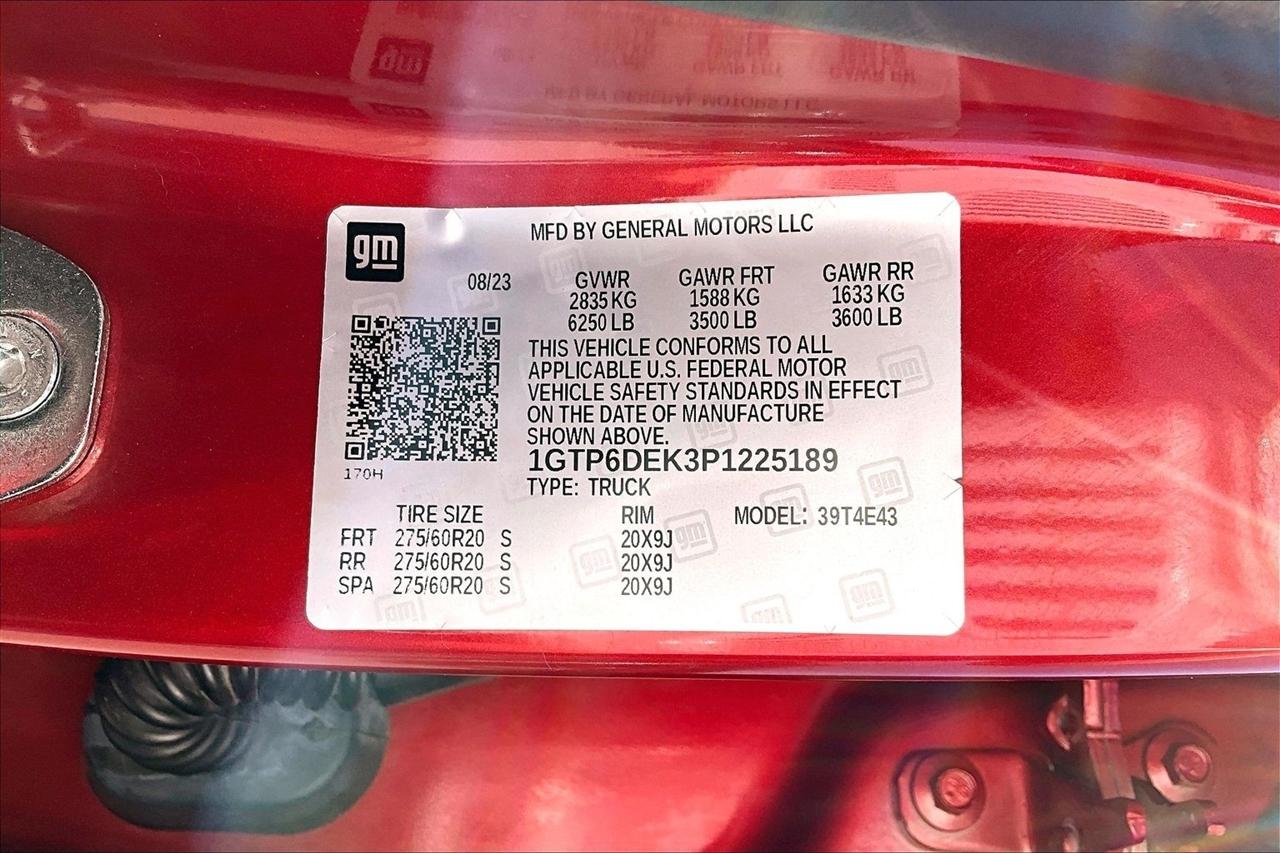 GMC Canyon 4WD Crew Cab AT4 2023