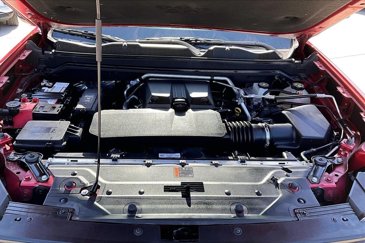 GMC Canyon 4WD Crew Cab AT4 2023