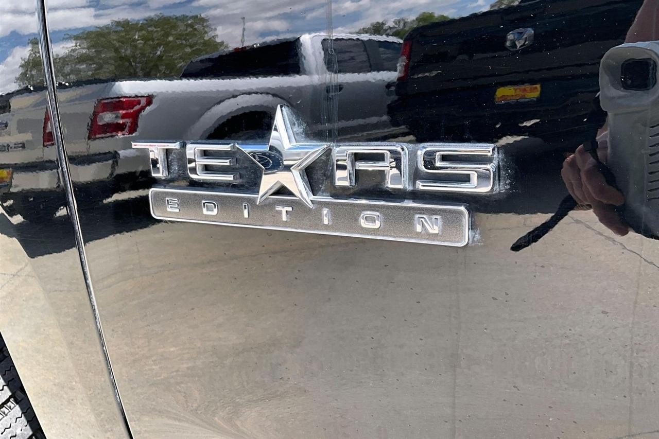 Chevrolet Silverado 1500 4WD Crew Cab 147" LTZ 2022