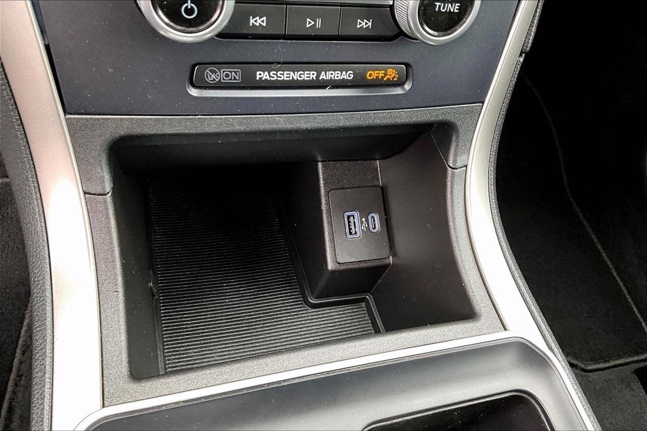 Ford Edge SE AWD 2023