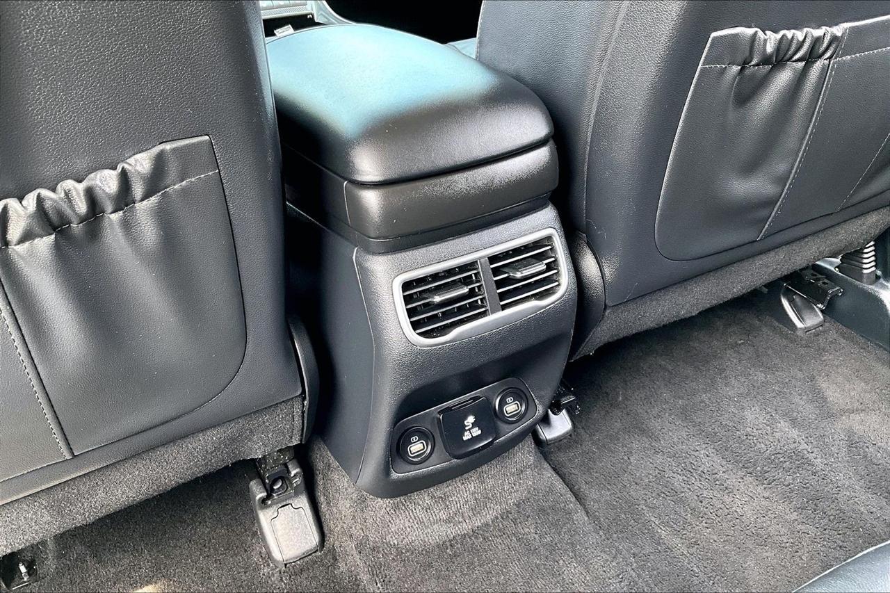 Hyundai Santa Fe Plug-In Hybrid Limited AWD 2023