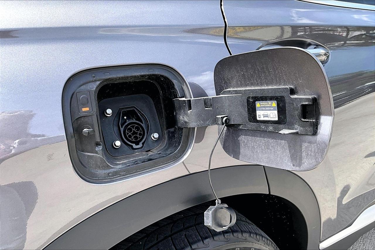 Hyundai Santa Fe Plug-In Hybrid Limited AWD 2023