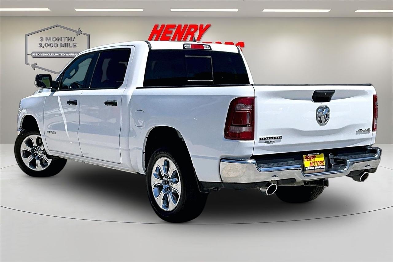 RAM 1500 Big Horn 4x4 Crew Cab 5'7" Box 2023