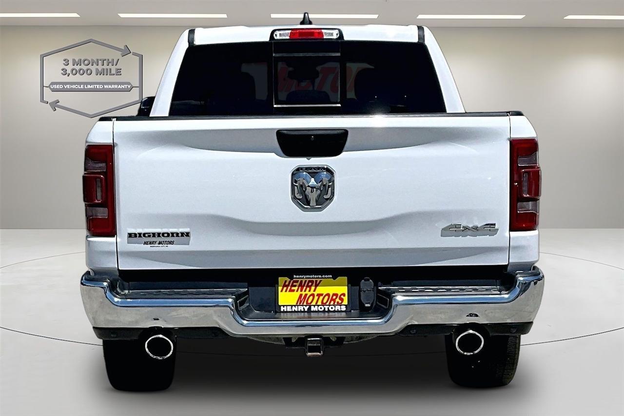 RAM 1500 Big Horn 4x4 Crew Cab 5'7" Box 2023