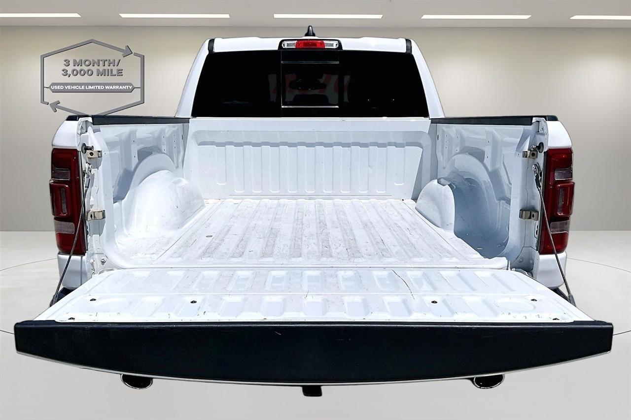 RAM 1500 Big Horn 4x4 Crew Cab 5'7" Box 2023