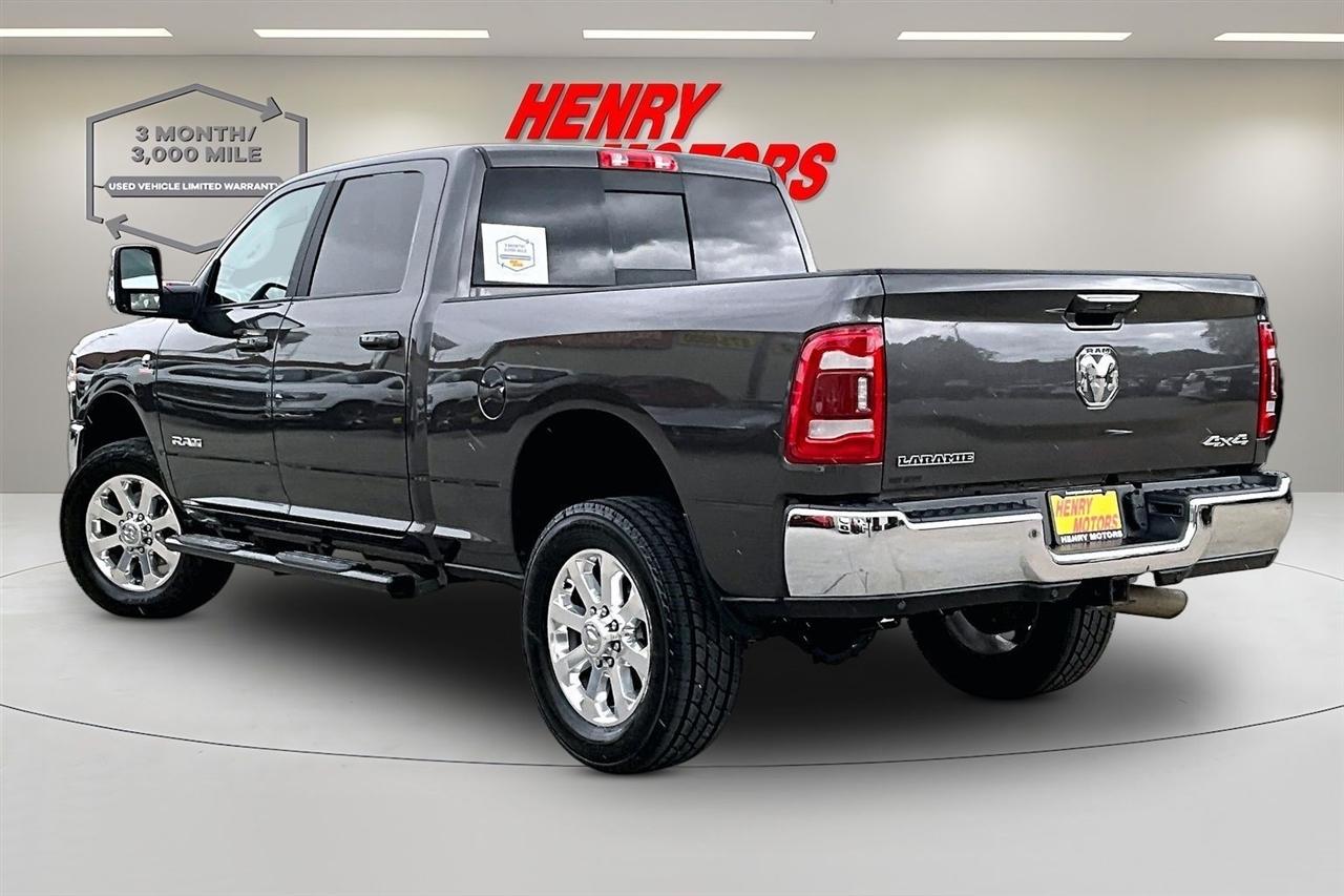 RAM 2500 Laramie 4x4 Crew Cab 6'4" Box 2023