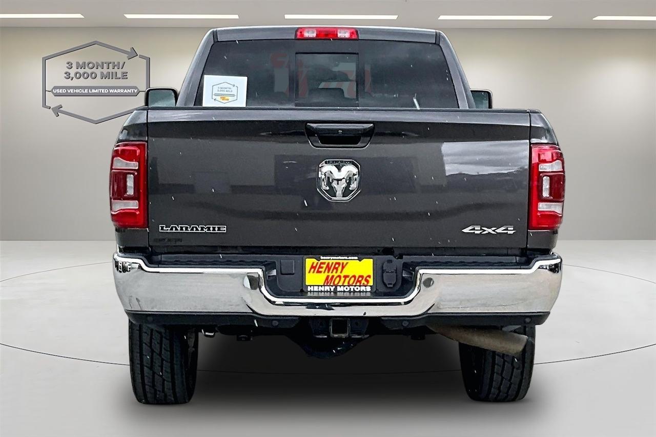 RAM 2500 Laramie 4x4 Crew Cab 6'4" Box 2023
